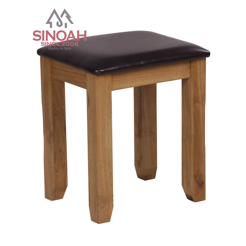 Rustic Oak Dressing Stool- သင့်အိပ်ခန်းကို အချိန်မရှိသော ဆွဲဆောင်မှုဖြင့် မြှင့်တင်ပါ။